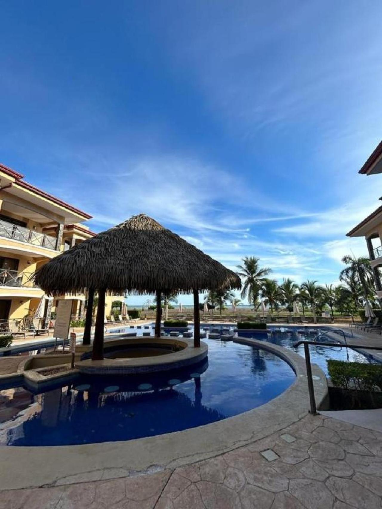Apartamento De Lujo Las 3 Gotas Jaco, Frente Al Mar Con Vista A La Playa Zewnętrze zdjęcie